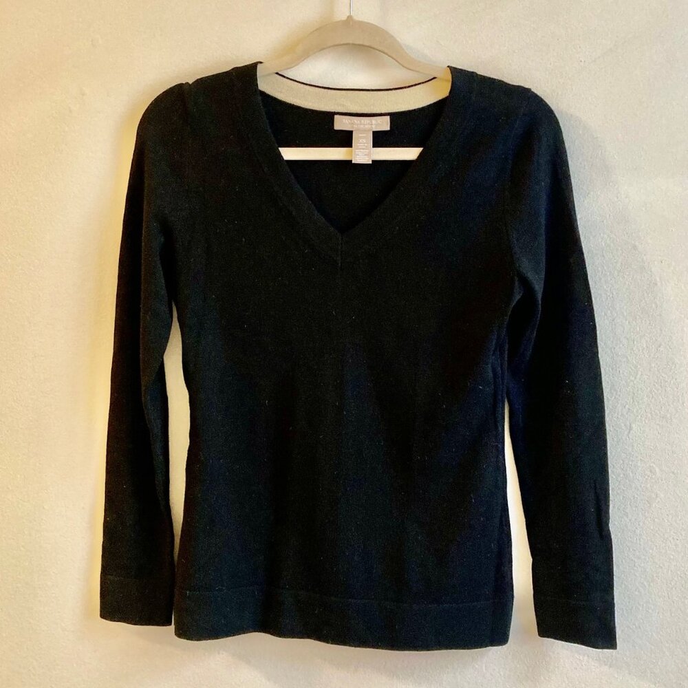 Banana Republic Black Extra Fine Merino Wool Warm Sweater Normcore XS Petite